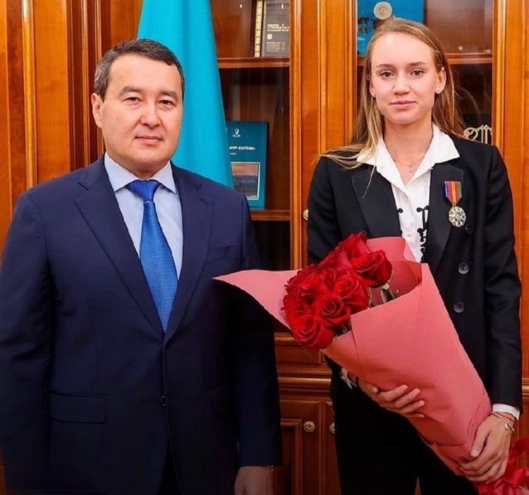 他球队达成 他球队达成