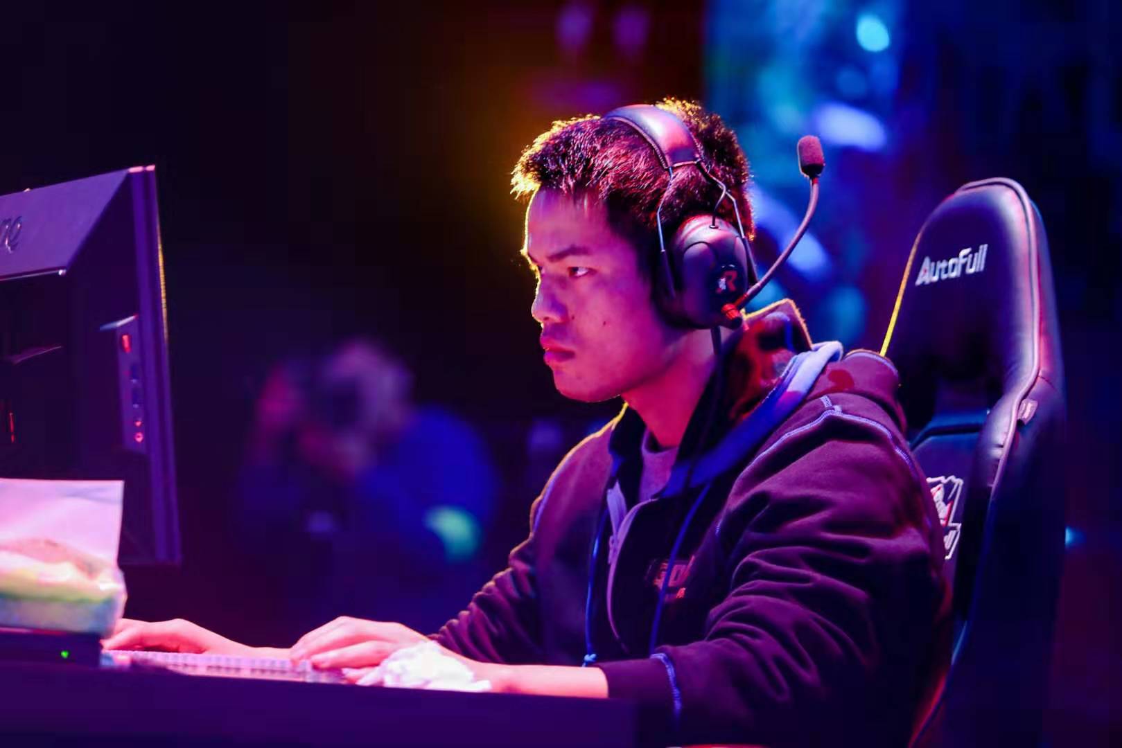 这笔金额高 这笔金额高