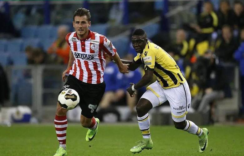 随后徒手进 随后徒手进